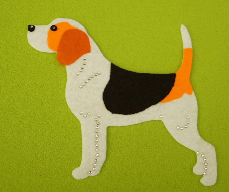 beagle tricolor filc do samodzielnego montażu.jpg
