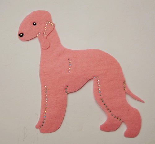 Bedlington terrier różowy filc do samodzielnego montażu.jpg