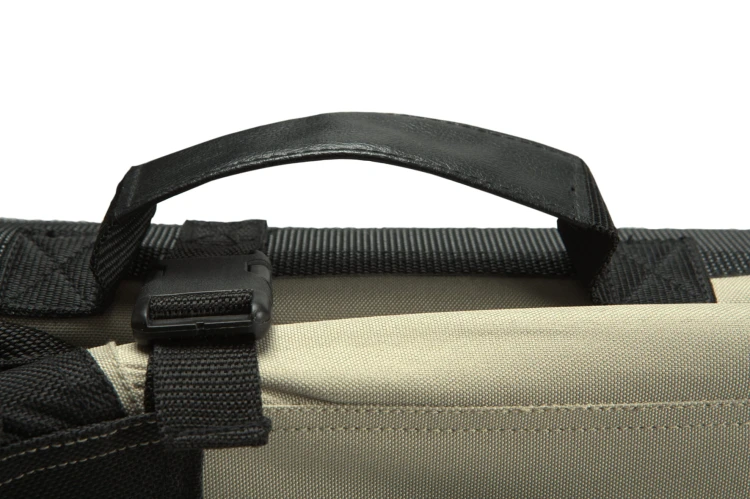 SoftKennel_carry_handle.jpg