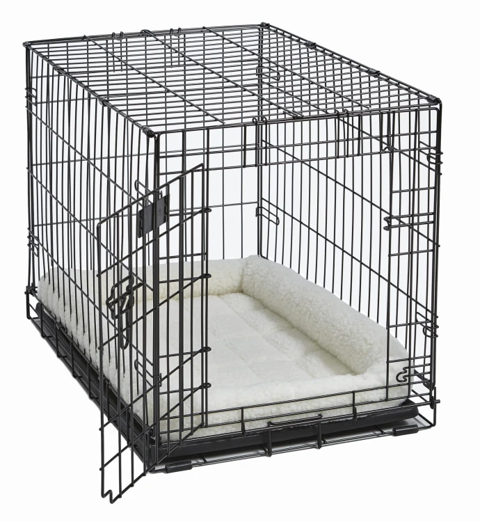 Fleece Bed in Crate_White.jpg
