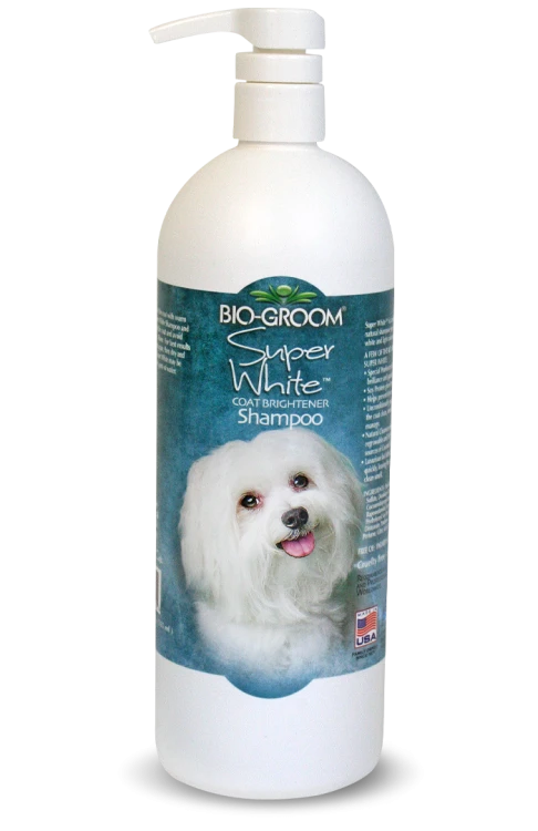 biogroom_dog_shampoo_superwhite_32oz-700x1080.jpg